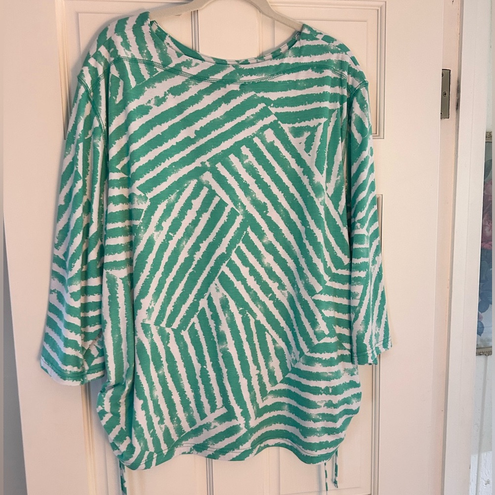 Green and white patterned N Touch long sleeve shirt